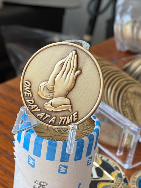 Praying Hands One Day At A Time Antique Bronze Modern Style Medallion Serenity Prayer Coin